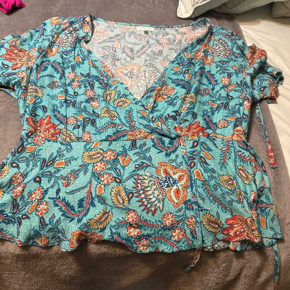 Maurice’s top